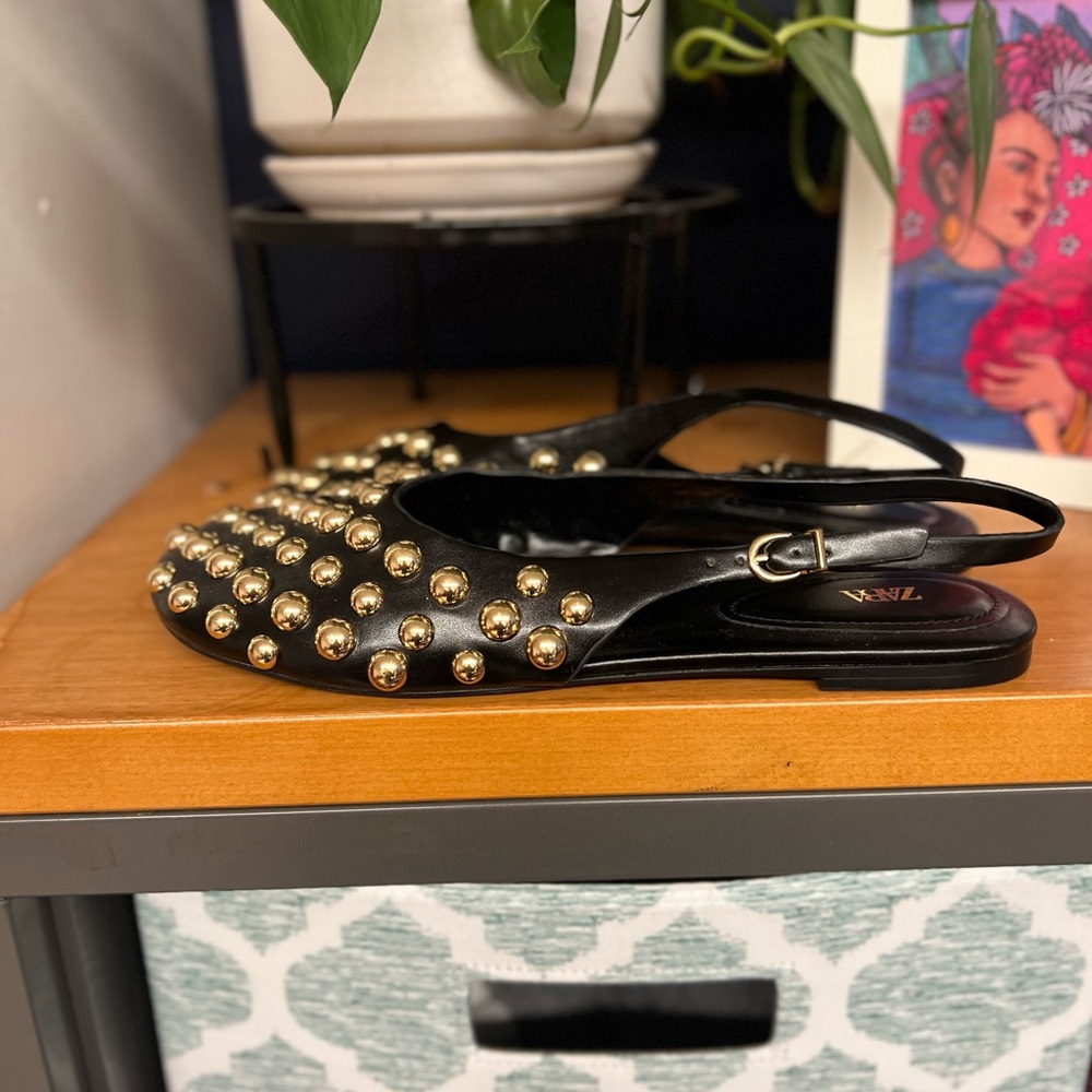 Zara brand New Women's Black Flats with Gold Studs - Picture 4 of 5